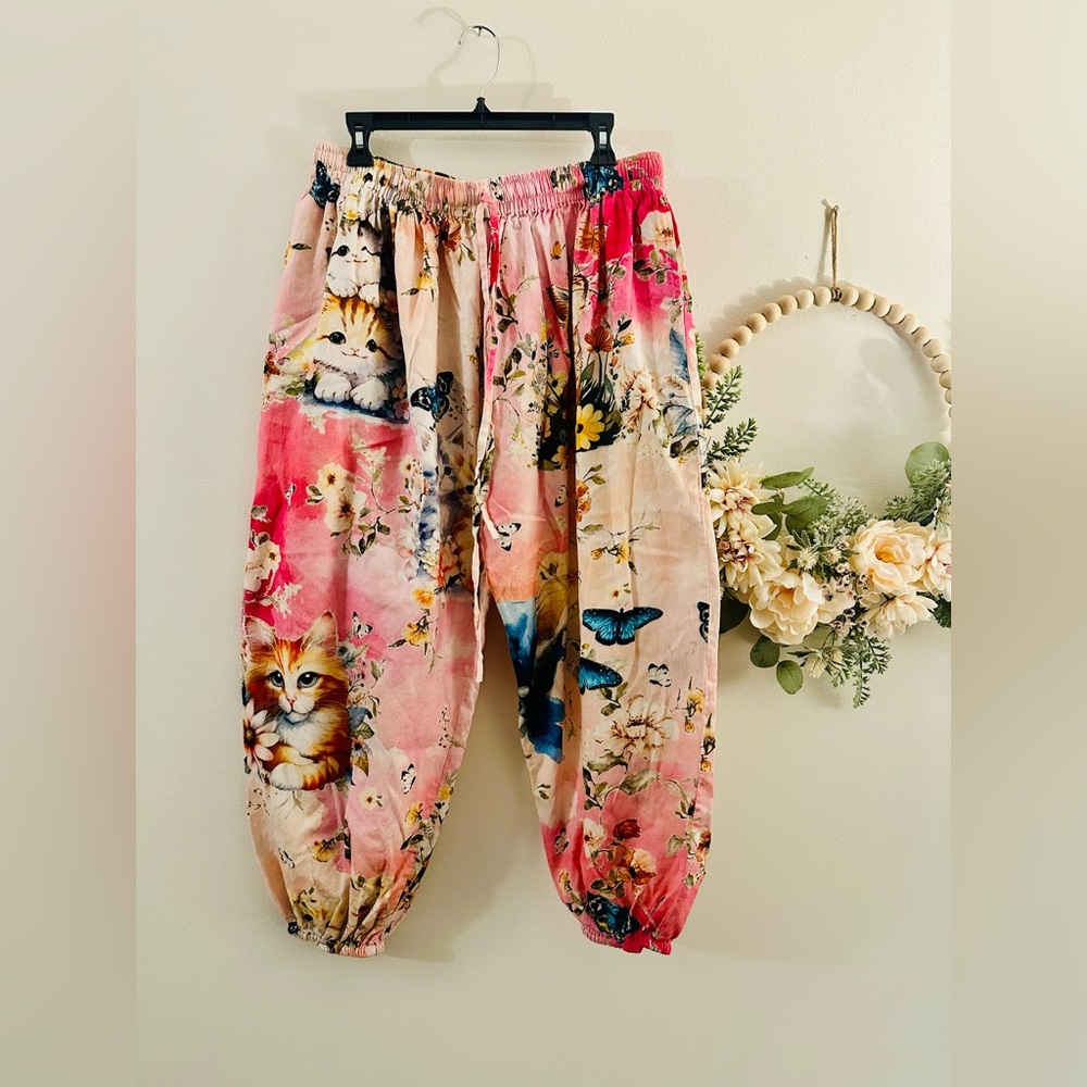 NWOT Kantha Karma Pink Cat and Butterfly Joggers